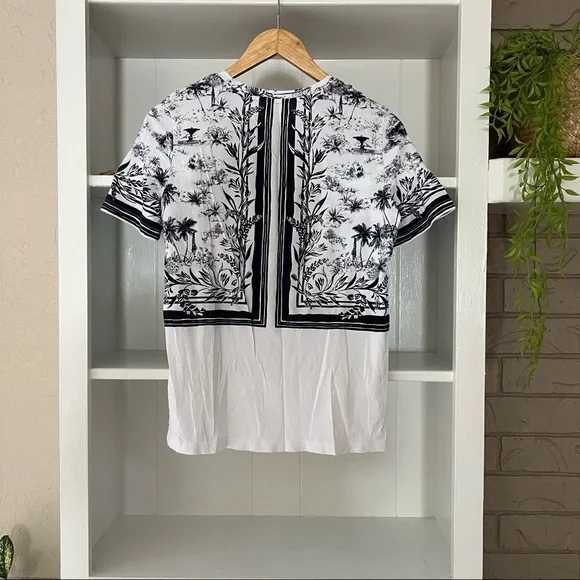 Tory Burch White & Navy Pima Cotton Short Sleeve Scoop Neck Plant Print Top - Picture 5 of 7